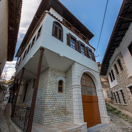 Heraklis Hotel Μπεράτ Εξωτερικό φωτογραφία