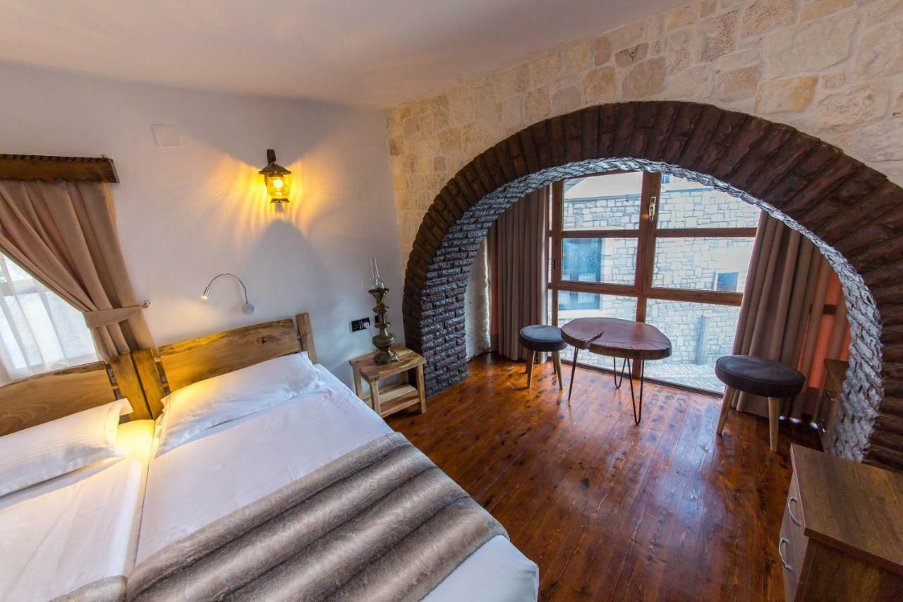 Heraklis Hotel Μπεράτ Εξωτερικό φωτογραφία