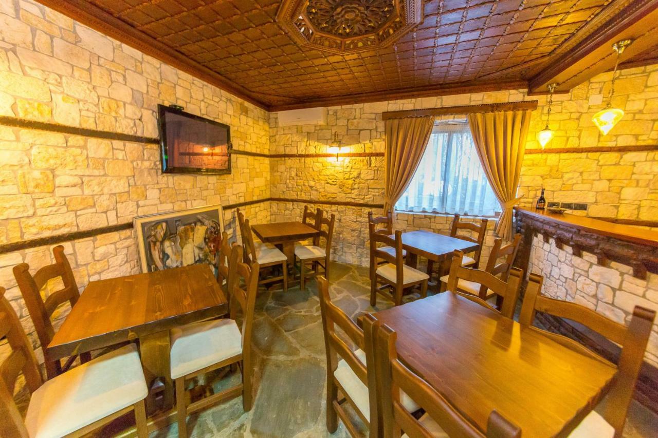Heraklis Hotel Μπεράτ Εξωτερικό φωτογραφία