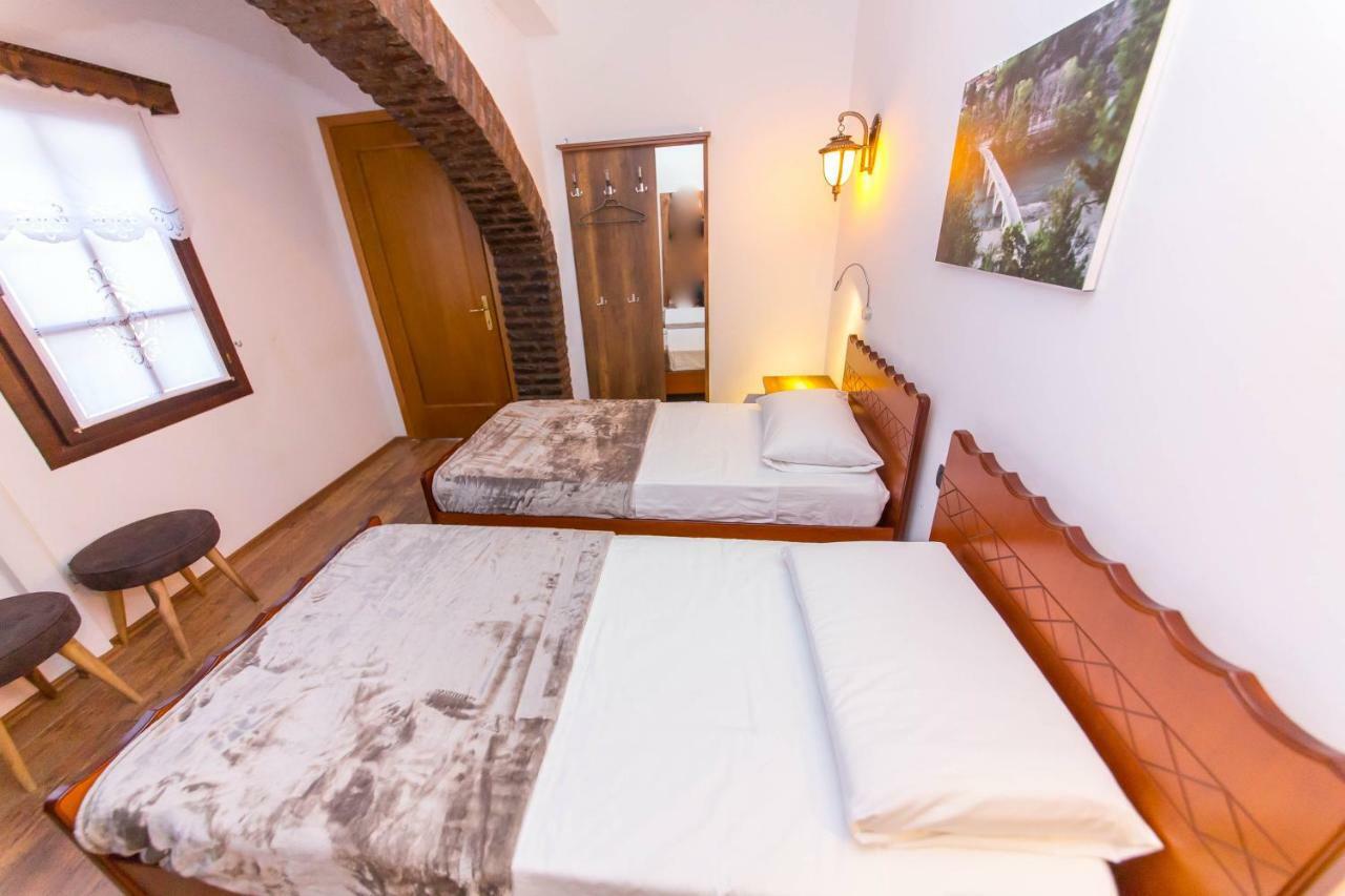 Heraklis Hotel Μπεράτ Εξωτερικό φωτογραφία