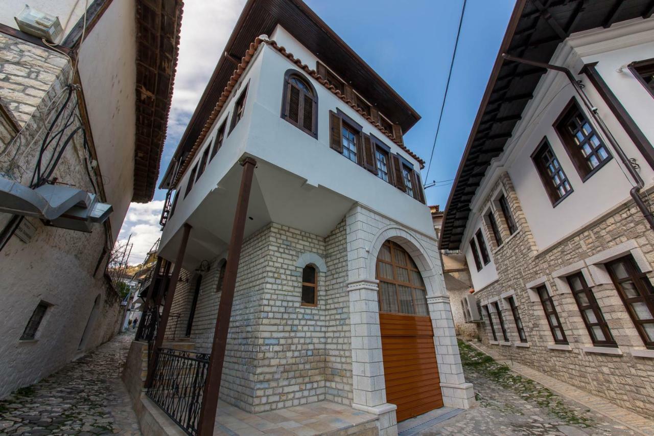 Heraklis Hotel Μπεράτ Εξωτερικό φωτογραφία
