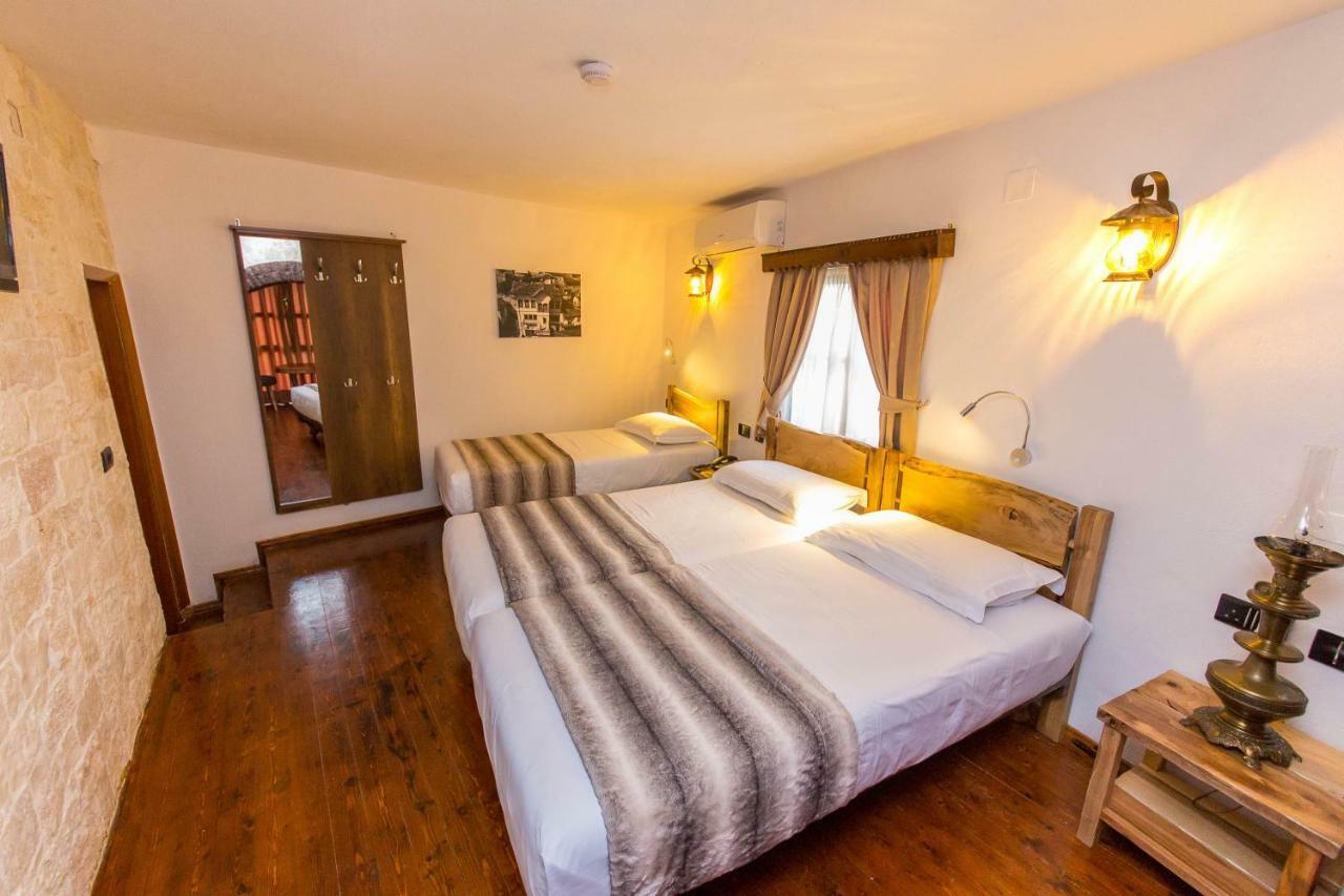 Heraklis Hotel Μπεράτ Εξωτερικό φωτογραφία