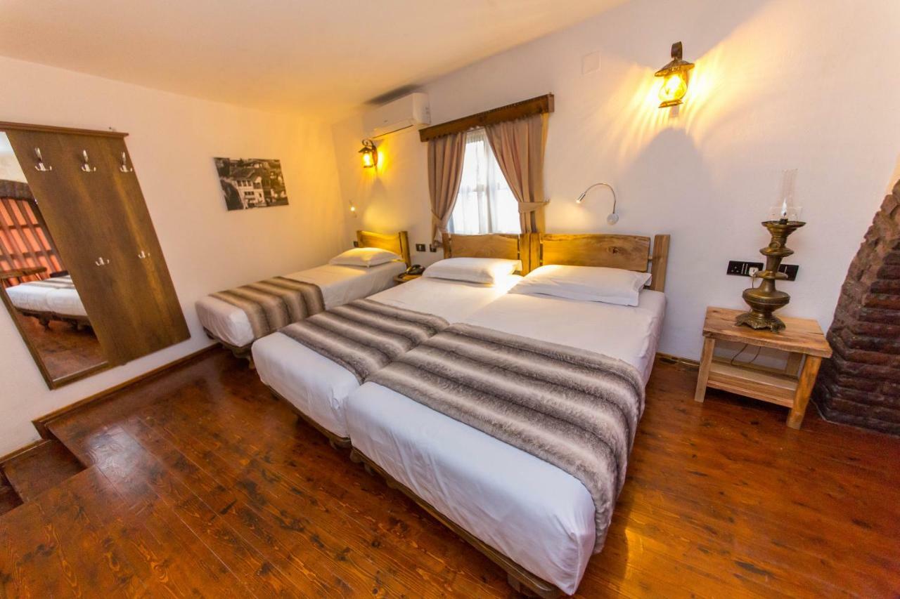 Heraklis Hotel Μπεράτ Εξωτερικό φωτογραφία